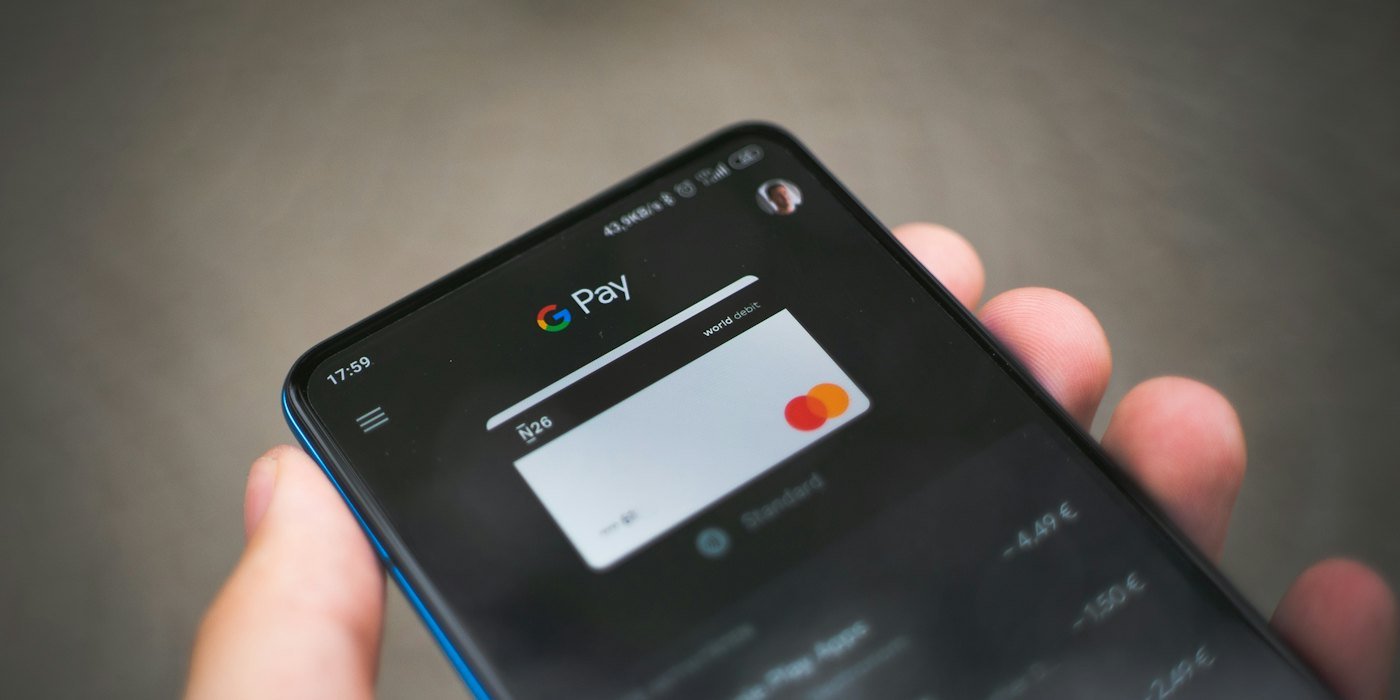 Teléfono inteligente Samsung Android negro que muestra íconos — Domiciliaciones: cómo funcionan